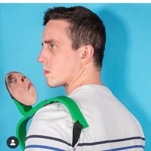 Meet your Posher, Baton